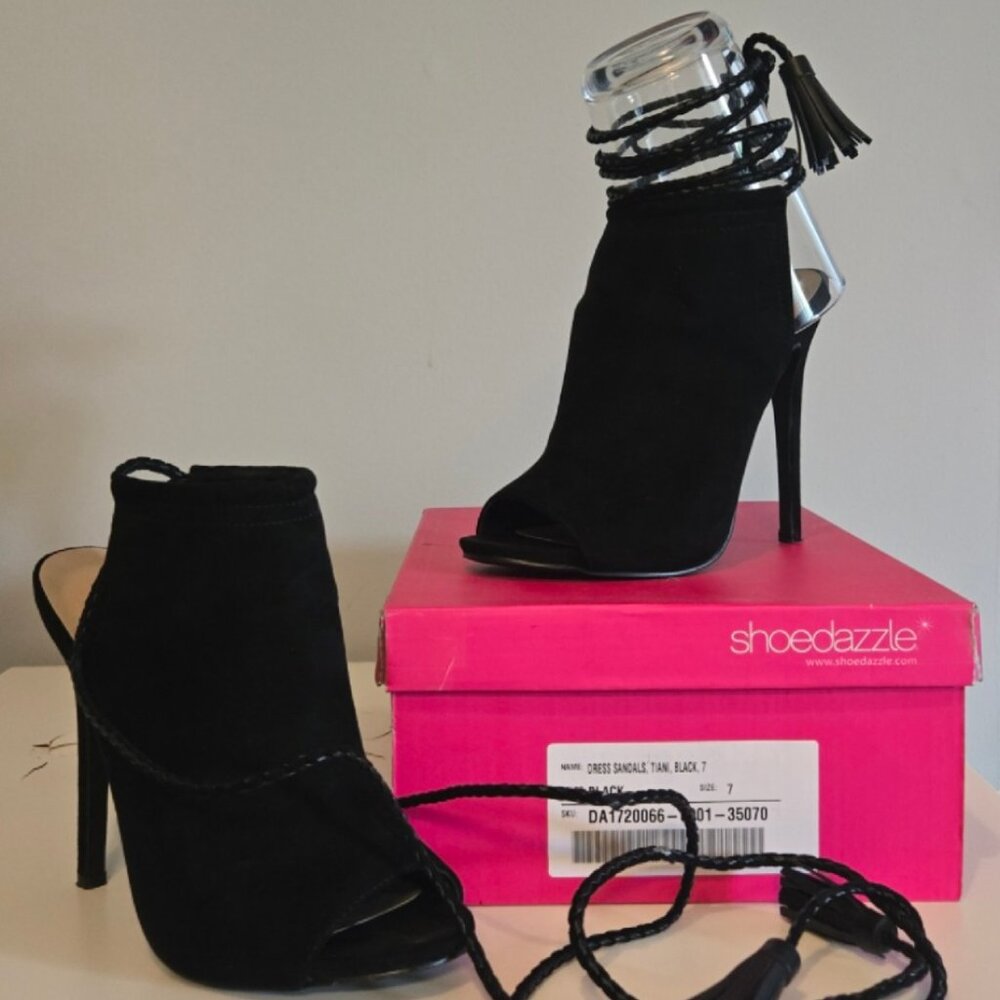 Shoedazzle Dress Sandals 7 Black
